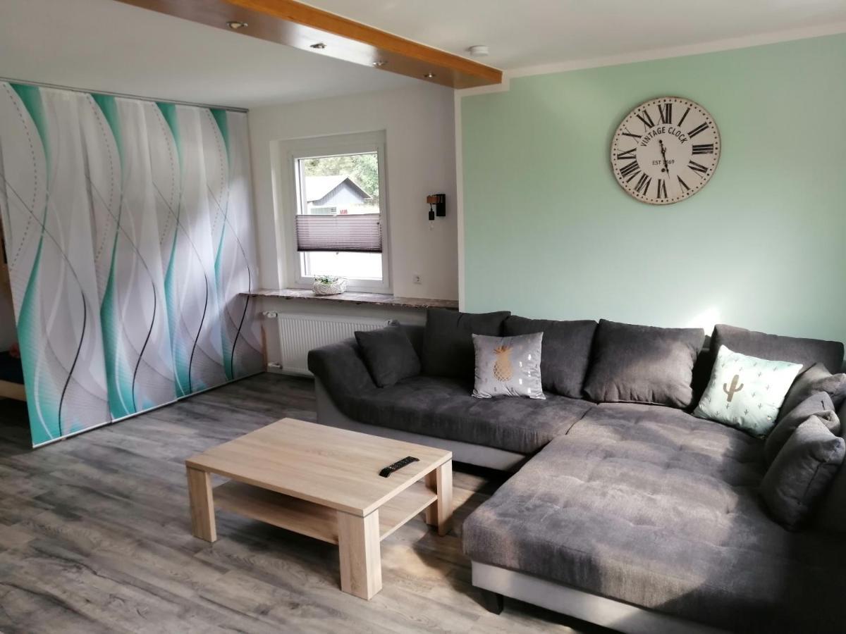 Apartment Am Felsen Zueschen Winterberg Eksteriør bilde